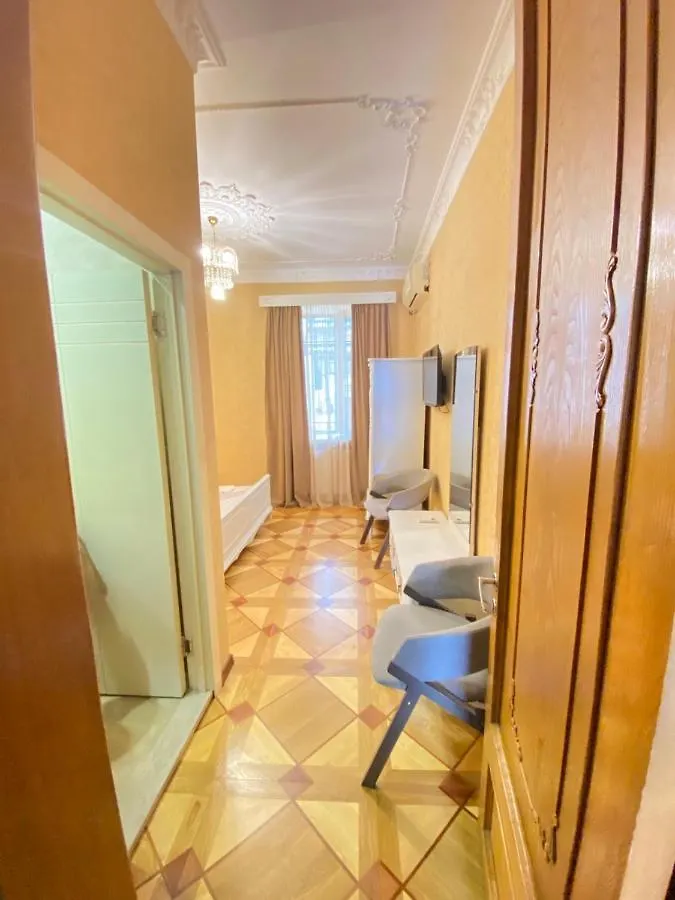 K&N Guesthouse Тбилиси Гостевой дом
