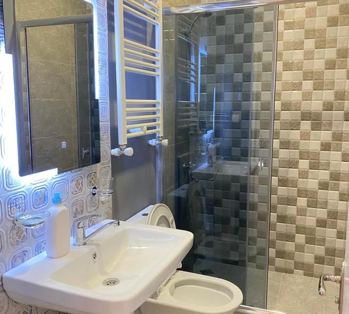 K&N Guesthouse Тбилиси Гостевой дом
